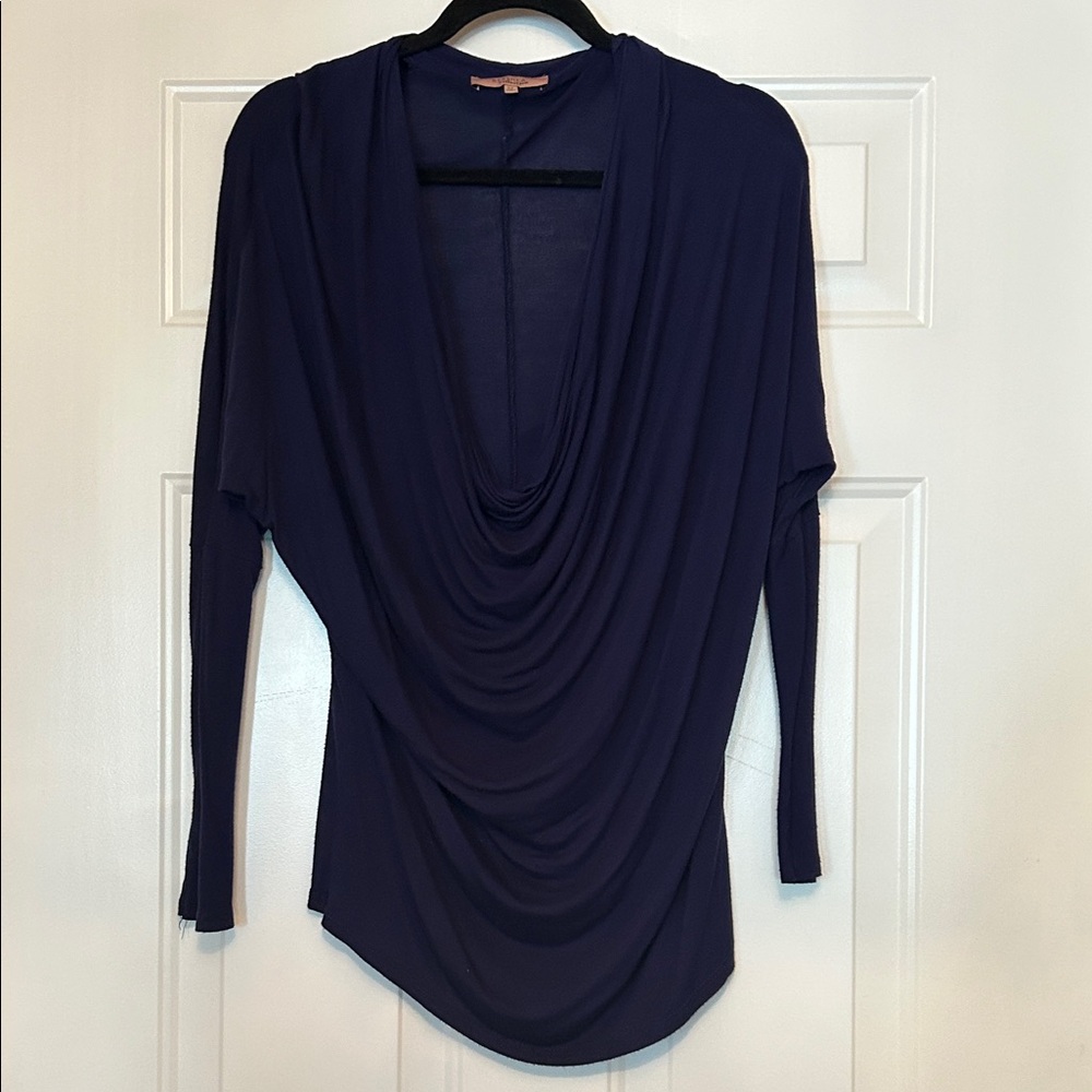Bershka Draped Neckline LS Top M Navy Minimalist Timeless Lightweight Classy